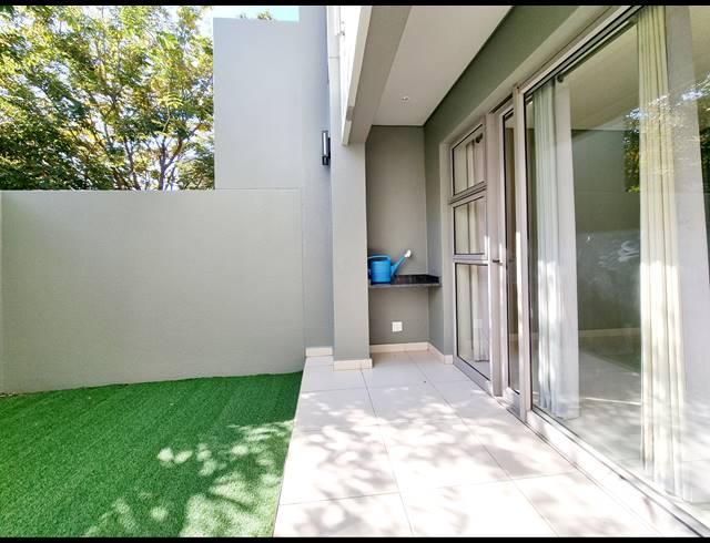 3 BEDROOM DUPLEX TO LET IN OAKLANDS